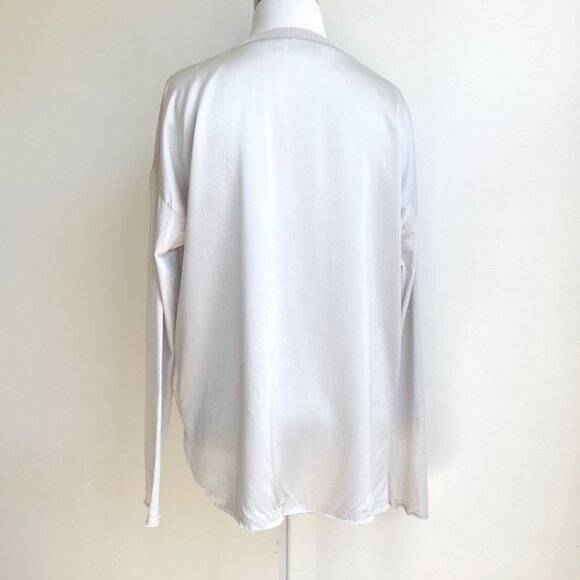 Go Silk Iconic Silk V-Neck Pullover - Picture 3 of 10